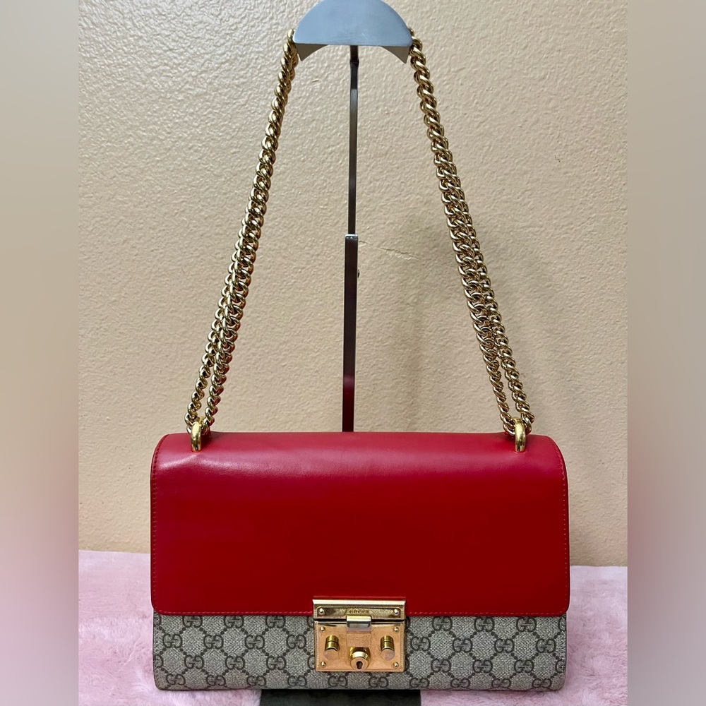 GUCCI GG Supreme Padlock Bag